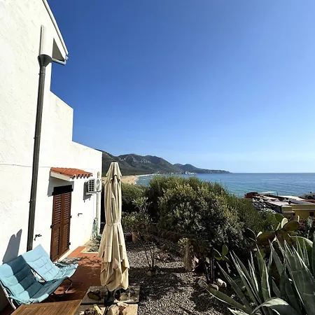 Quiet Just A Few Steps From The Sea